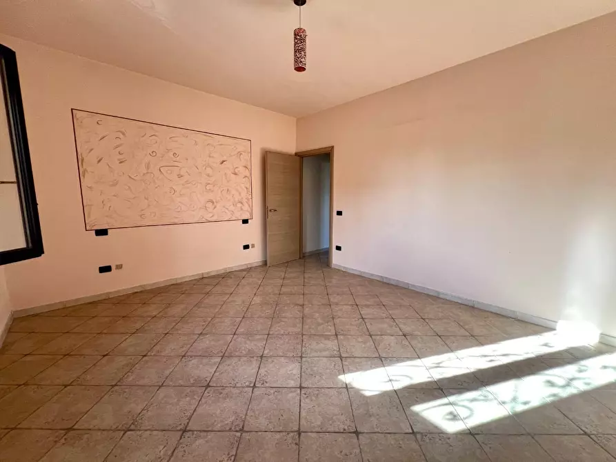 Immagine 23 di Villetta a schiera in vendita  a Cascina