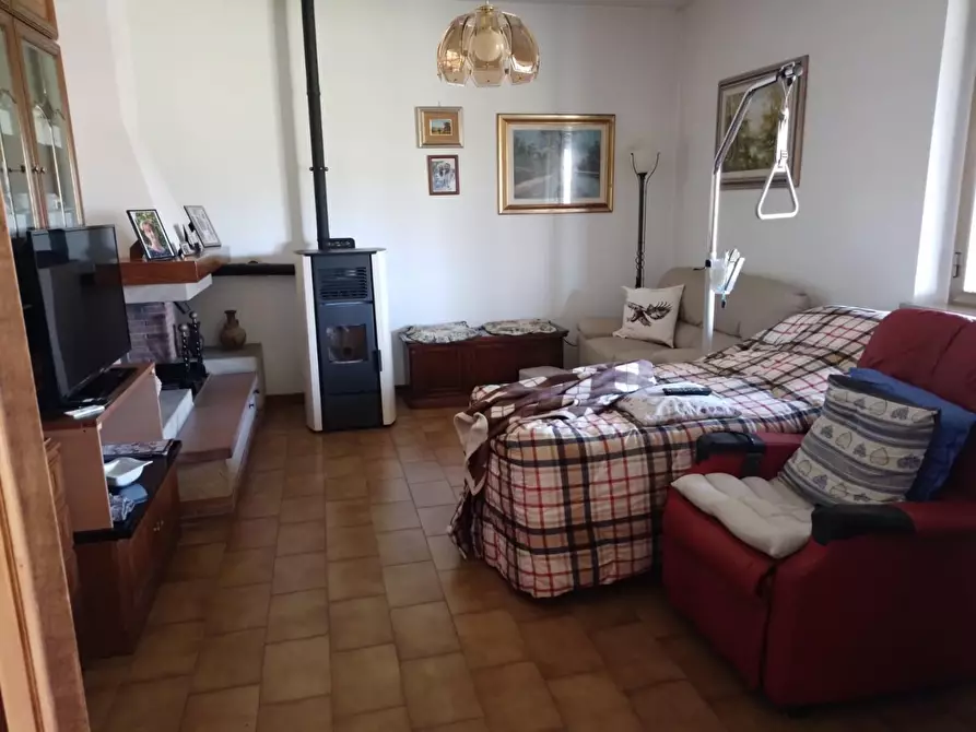 Immagine 5 di Porzione di casa in vendita  a Rosignano Marittimo