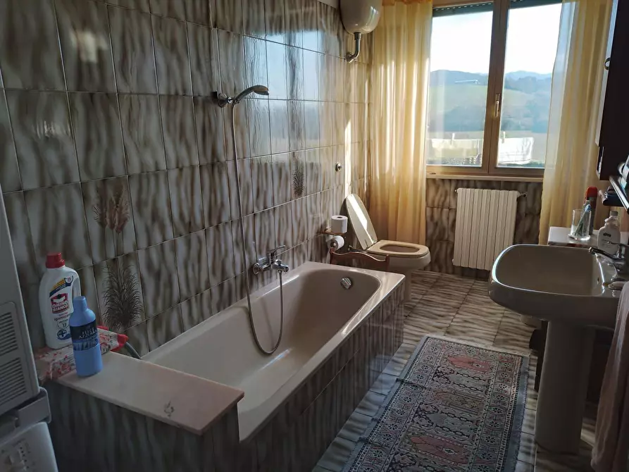 Immagine 14 di Porzione di casa in vendita  a Rosignano Marittimo