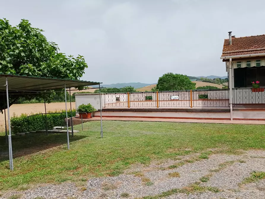 Immagine 4 di Porzione di casa in vendita  a Rosignano Marittimo