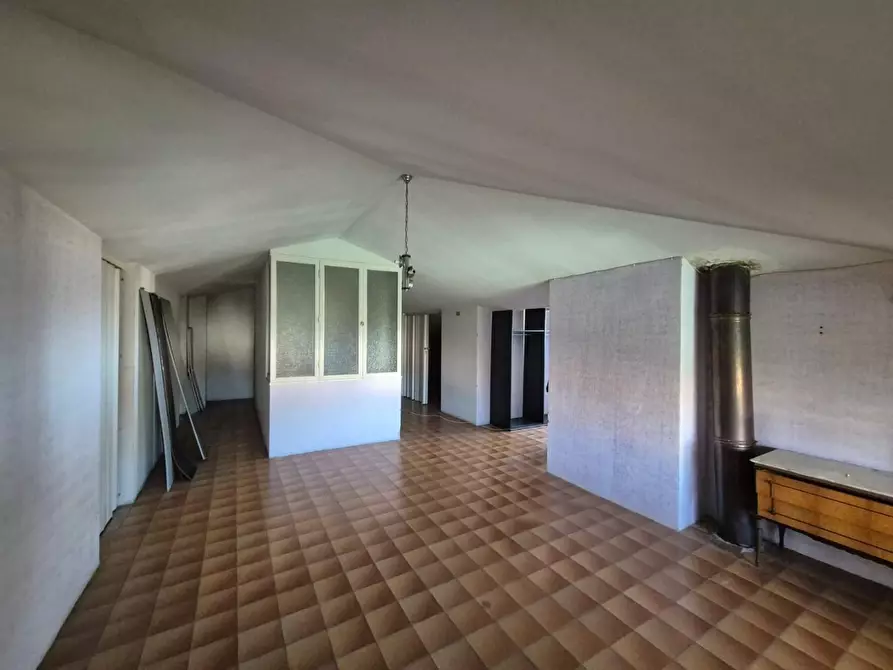 Immagine 18 di Appartamento in vendita  a Santa Croce Sull'arno