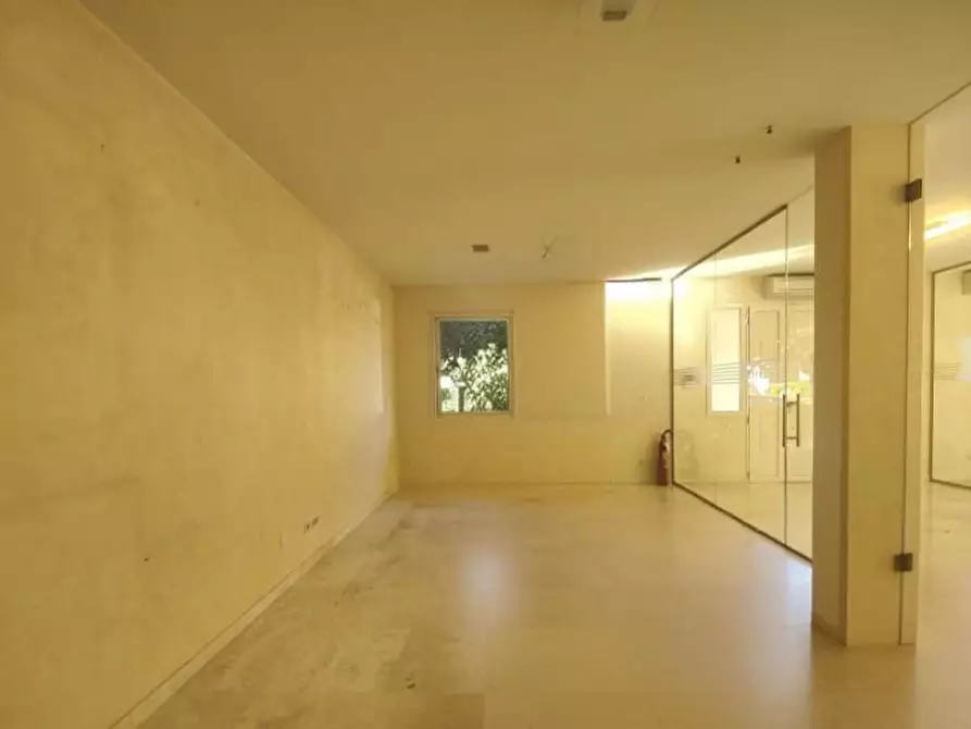 Immagine 5 di Ufficio in vendita  a Fucecchio