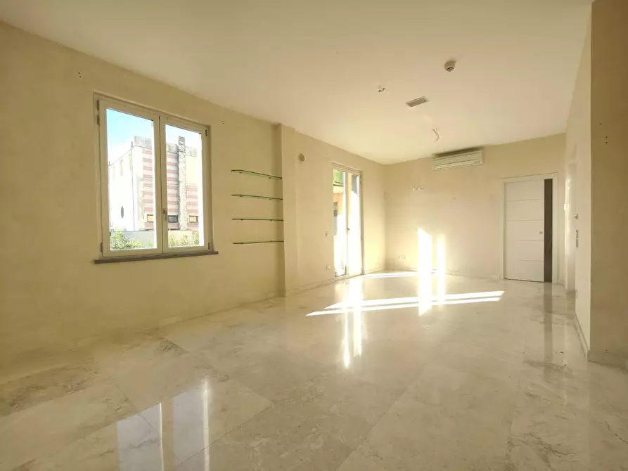 Immagine 9 di Ufficio in vendita  a Fucecchio