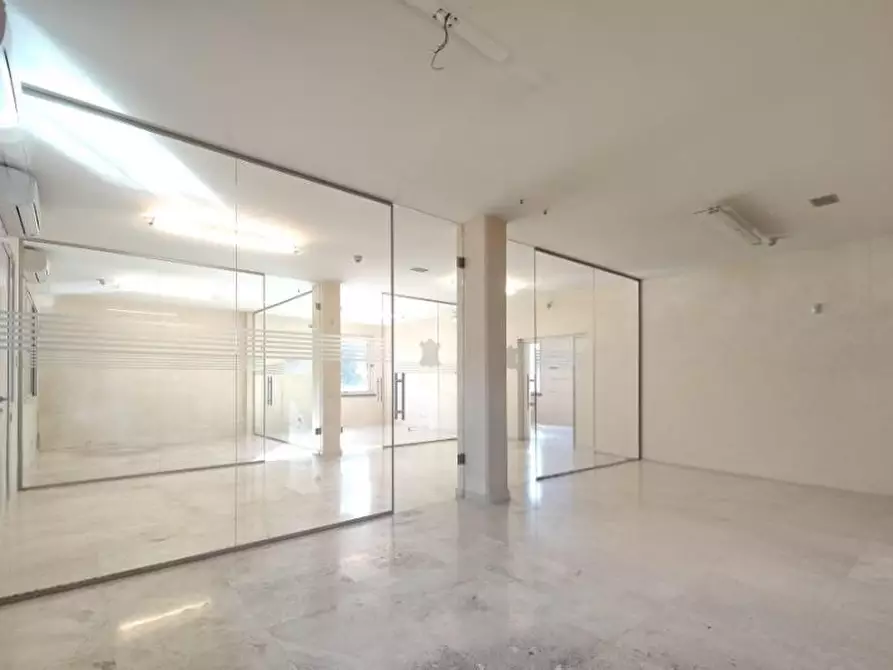 Immagine 4 di Ufficio in vendita  a Fucecchio