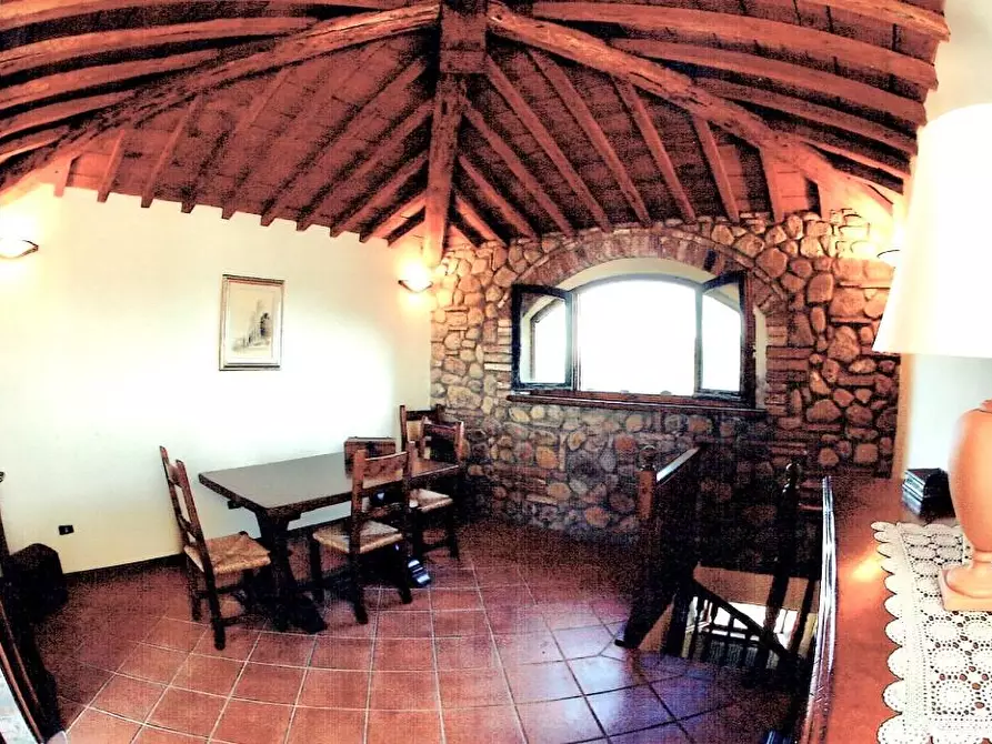 Immagine 6 di Casa colonica in vendita  a Monticiano