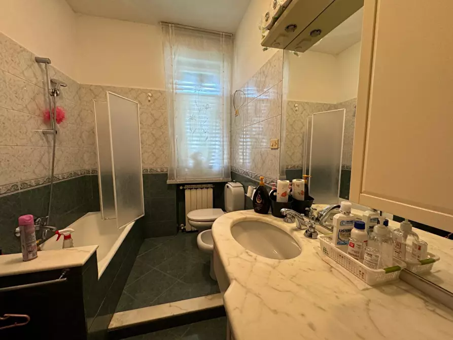 Immagine 10 di Appartamento in vendita  a Ortonovo