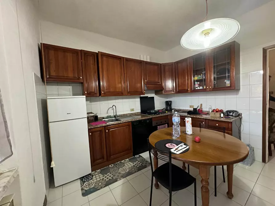 Immagine 5 di Appartamento in vendita  a Ortonovo