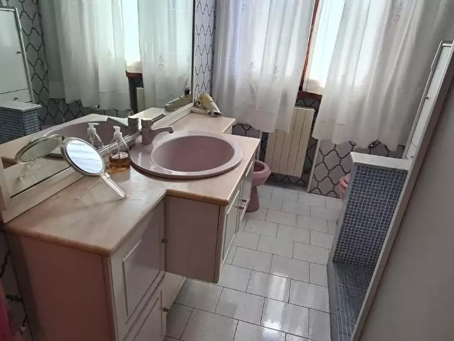 Immagine 16 di Appartamento in vendita  a Fucecchio