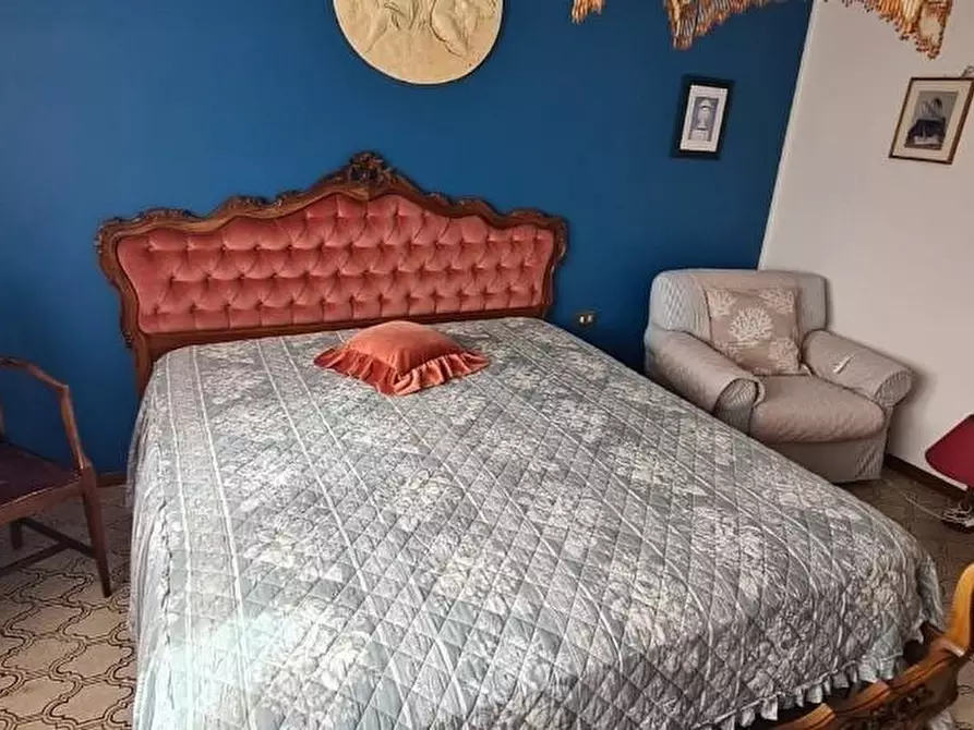 Immagine 11 di Appartamento in vendita  a Fucecchio