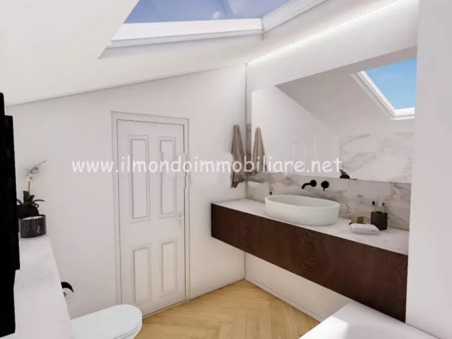 Immagine 17 di Appartamento in vendita  a Rosignano Marittimo