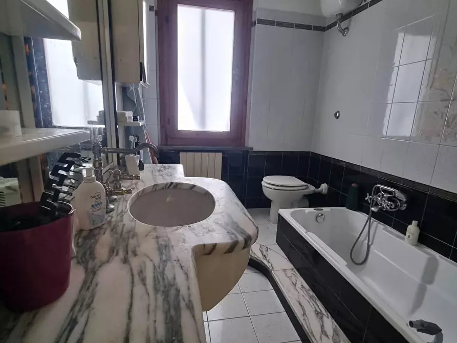 Immagine 14 di Appartamento in vendita  a San Giuliano Terme