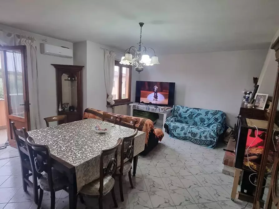 Immagine 3 di Appartamento in vendita  a San Giuliano Terme