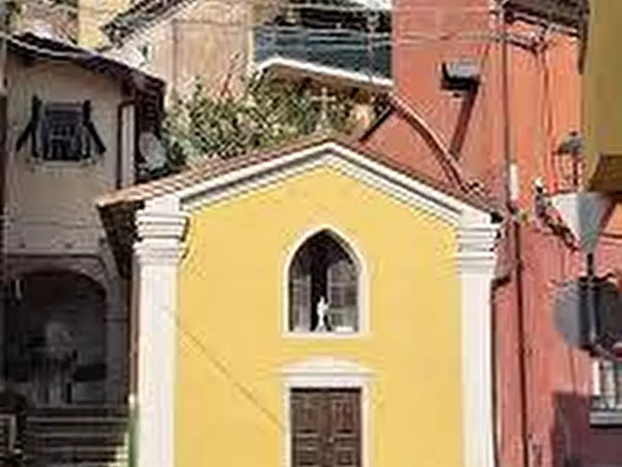 Immagine 18 di Appartamento in vendita  a Carrara