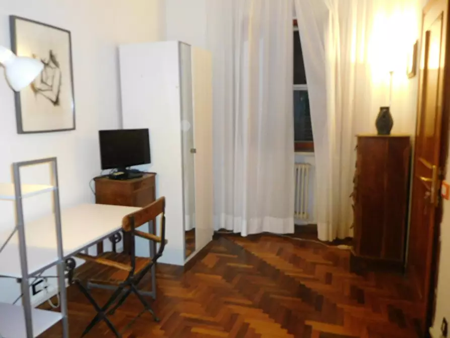 Immagine 11 di Appartamento in vendita  a Pisa