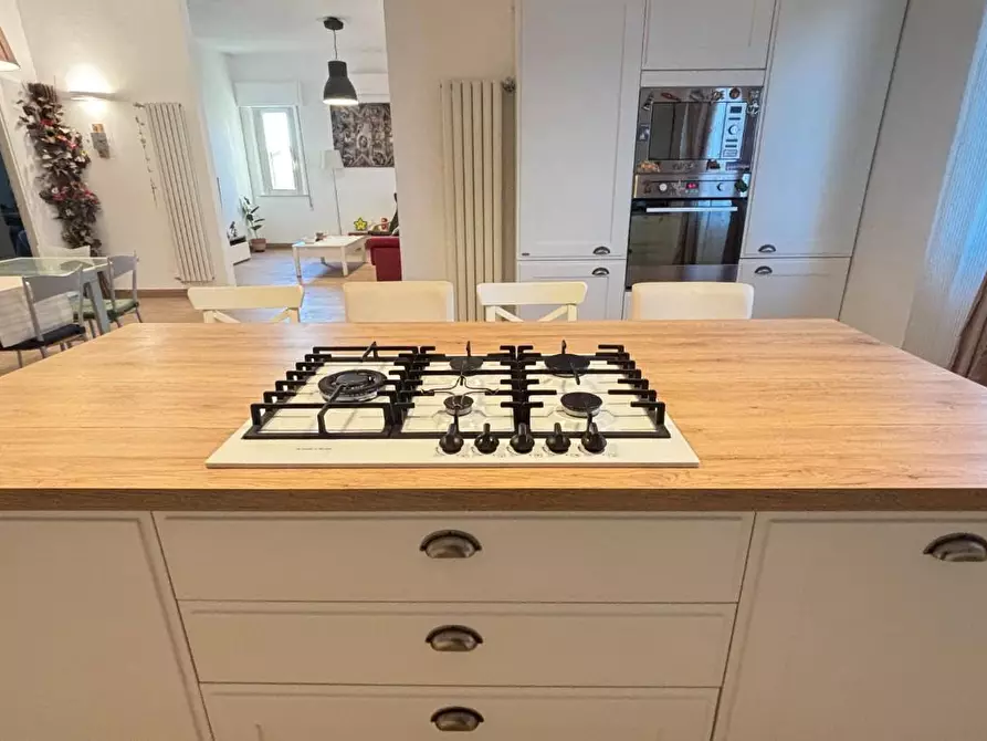 Immagine 20 di Casa bifamiliare in vendita  a Cascina