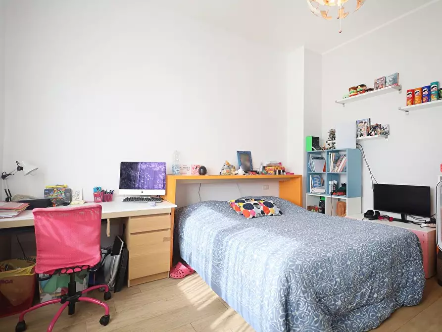 Immagine 26 di Casa bifamiliare in vendita  a Cascina