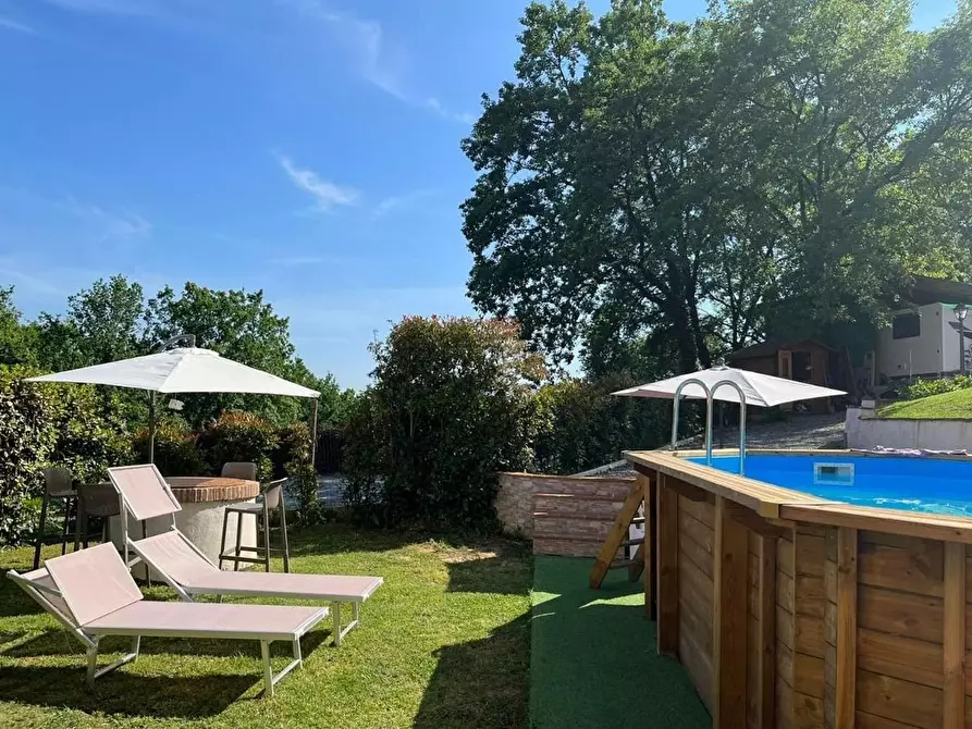 Immagine 46 di Casa colonica in vendita  a Montecarlo