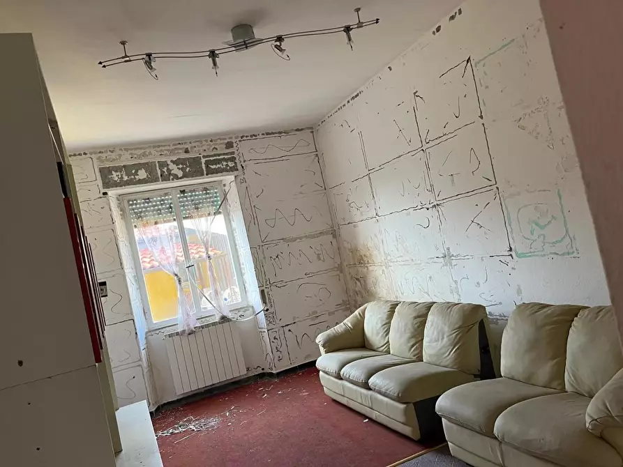 Immagine 5 di Casa indipendente in vendita  a Sarzana