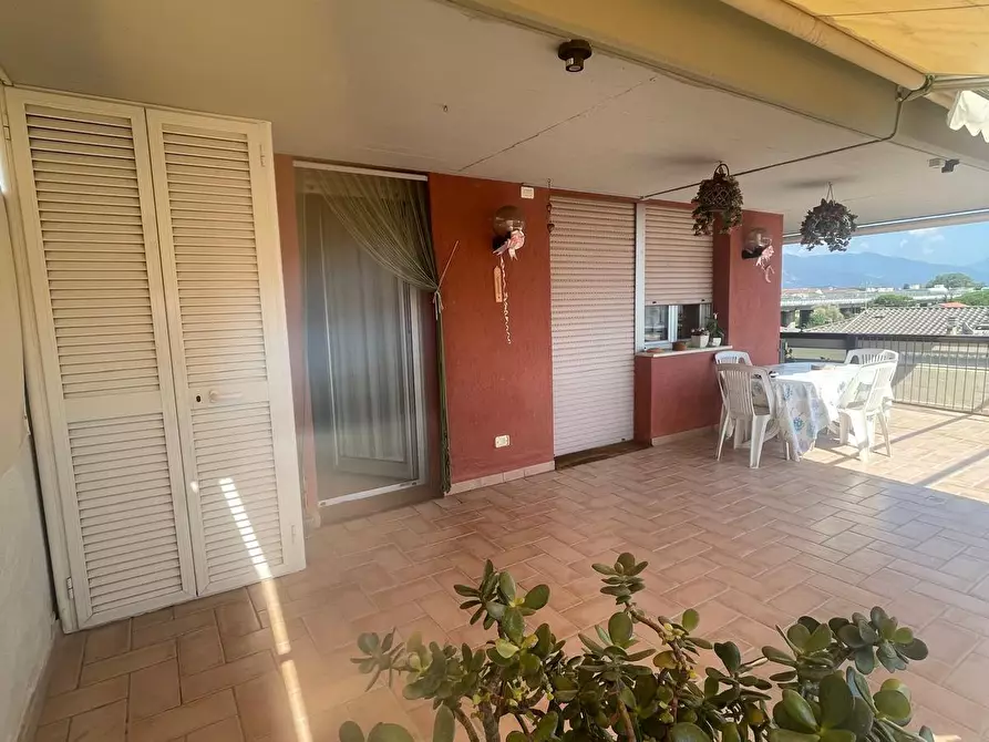 Immagine 10 di Mansarda in vendita  a Carrara