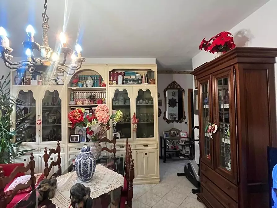 Immagine 2 di Appartamento in vendita  a Fosdinovo