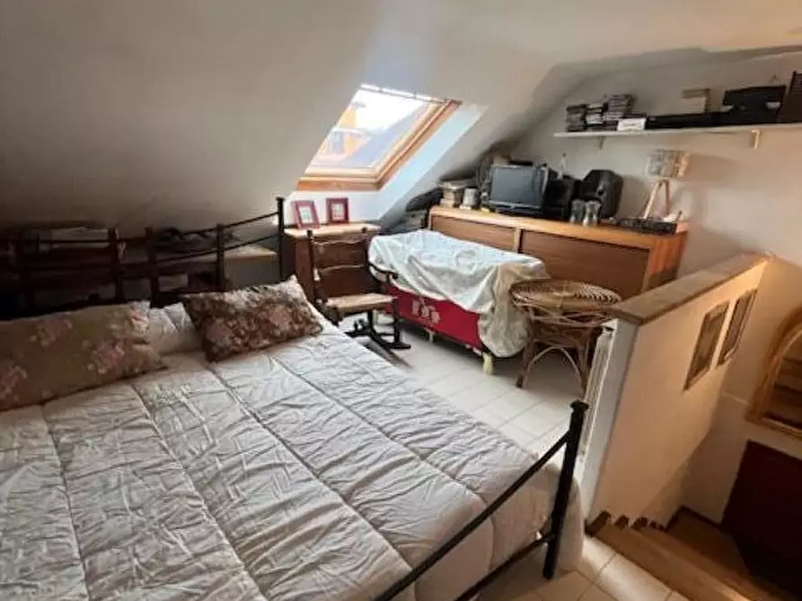 Immagine 12 di Appartamento in vendita  a Fosdinovo