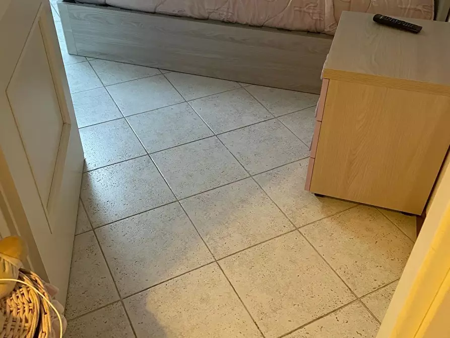 Immagine 9 di Villetta a schiera in vendita  a Carrara