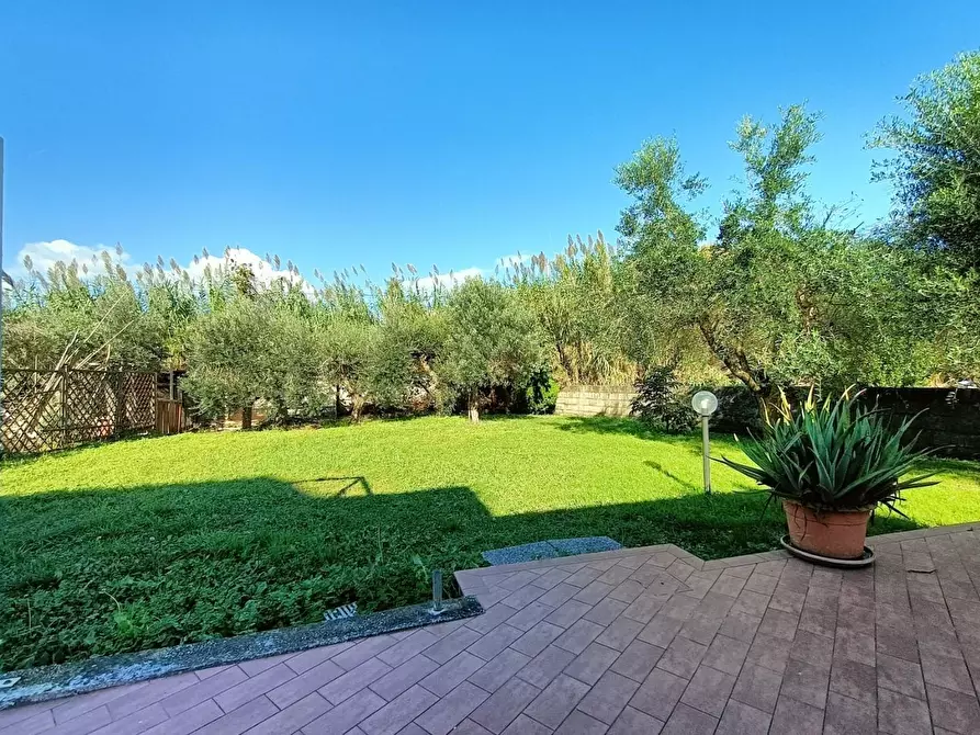 Immagine 52 di Casa bifamiliare in vendita  a Cascina