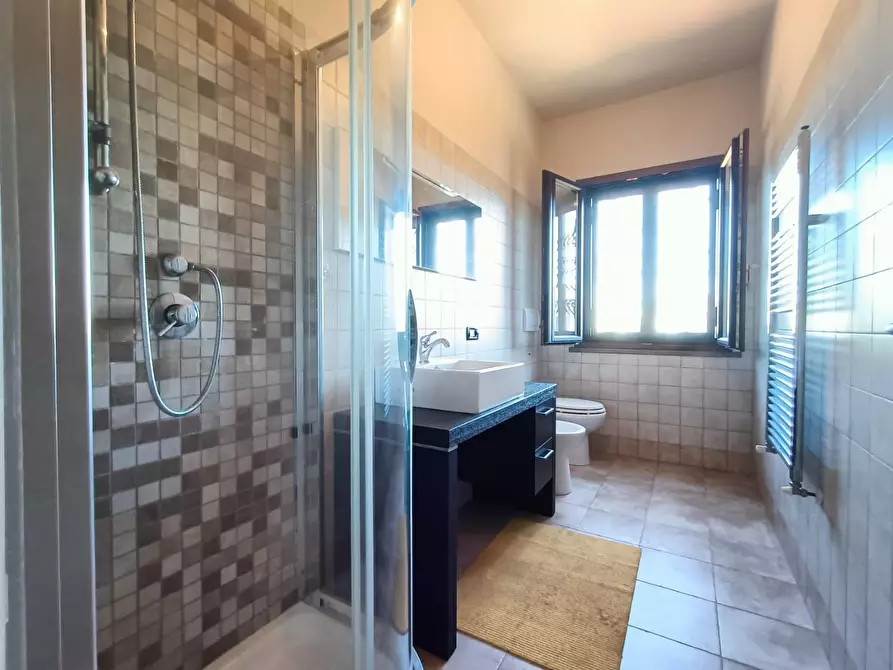 Immagine 24 di Casa bifamiliare in vendita  a Cascina