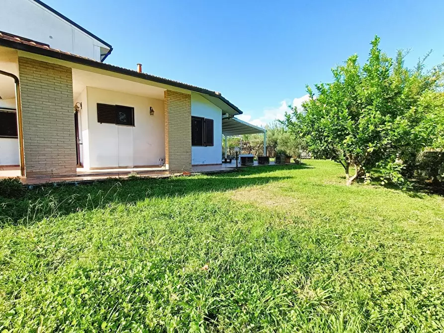 Immagine 42 di Casa bifamiliare in vendita  a Cascina