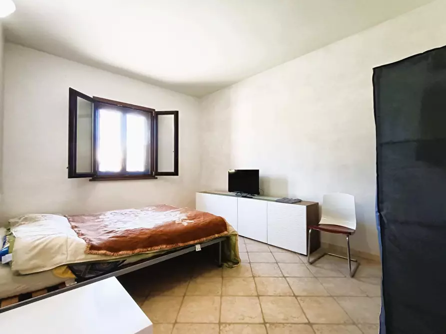 Immagine 22 di Casa bifamiliare in vendita  a Cascina