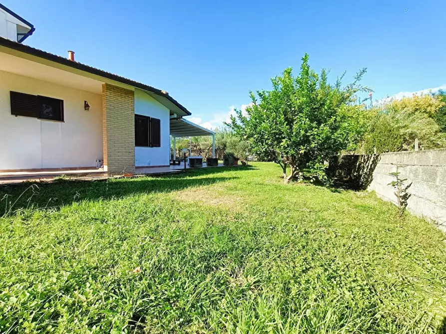 Immagine 43 di Casa bifamiliare in vendita  a Cascina