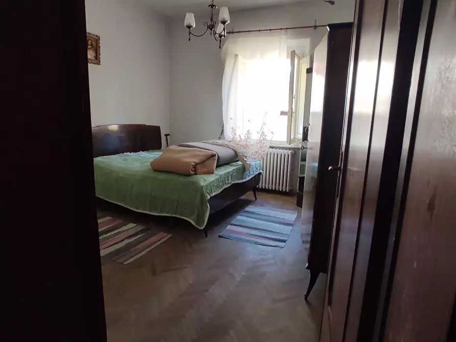 Immagine 3 di Casa indipendente in vendita  a Minucciano
