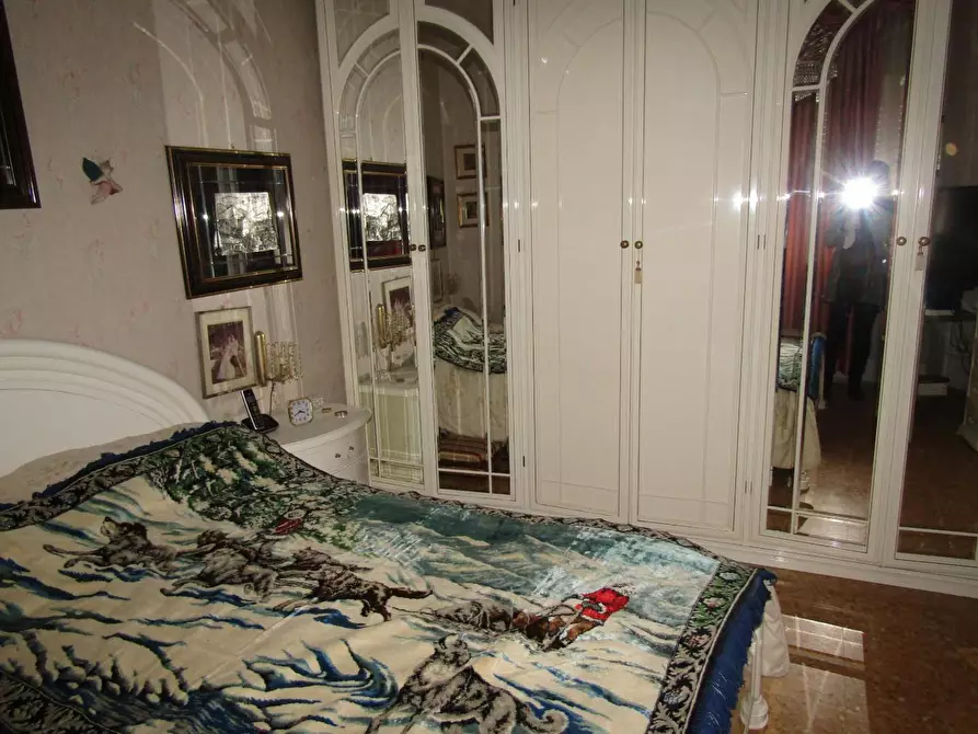 Immagine 5 di Appartamento in vendita  a Carrara