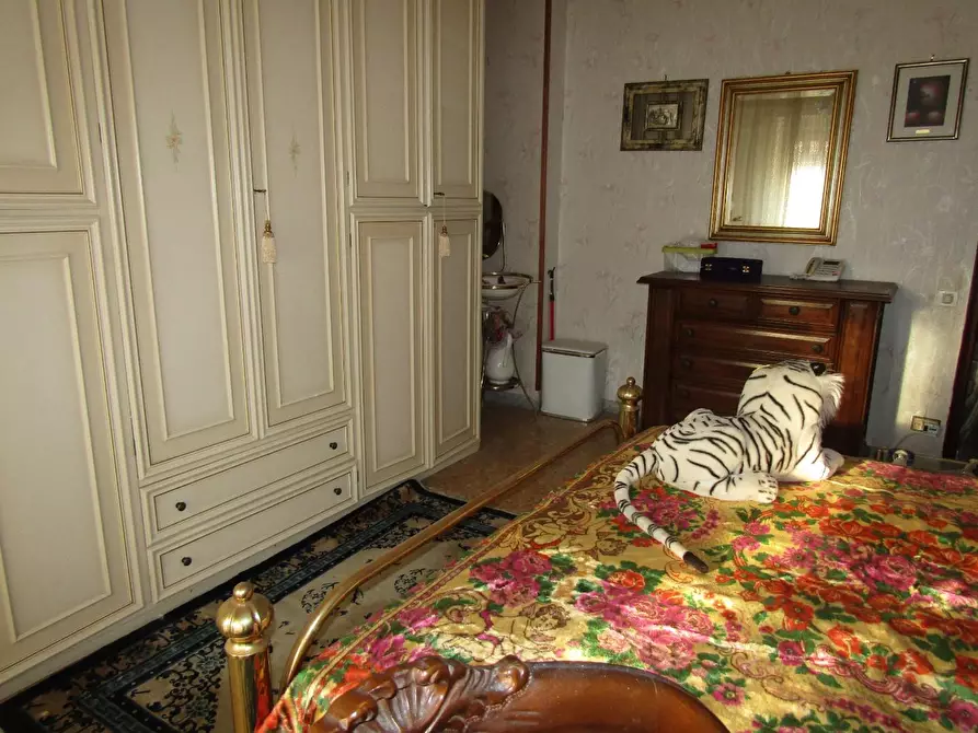 Immagine 10 di Appartamento in vendita  a Carrara