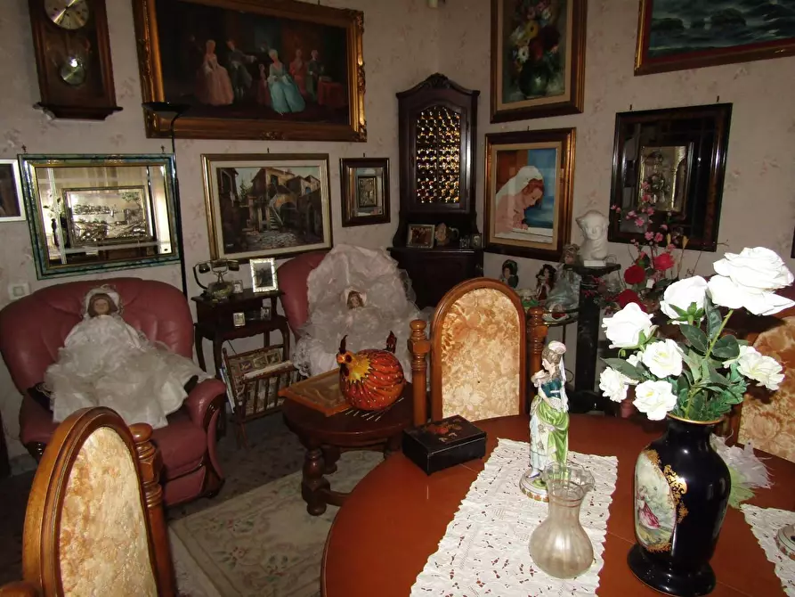 Immagine 14 di Appartamento in vendita  a Carrara