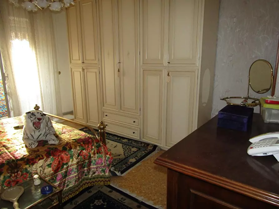 Immagine 8 di Appartamento in vendita  a Carrara