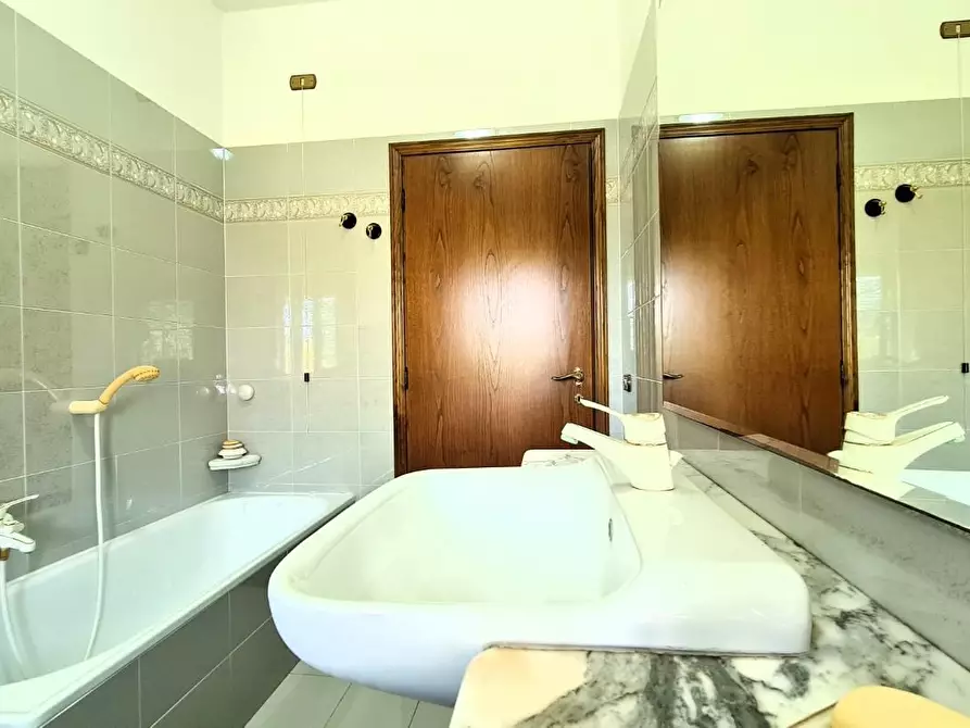 Immagine 8 di Casa semindipendente in vendita  a Fucecchio