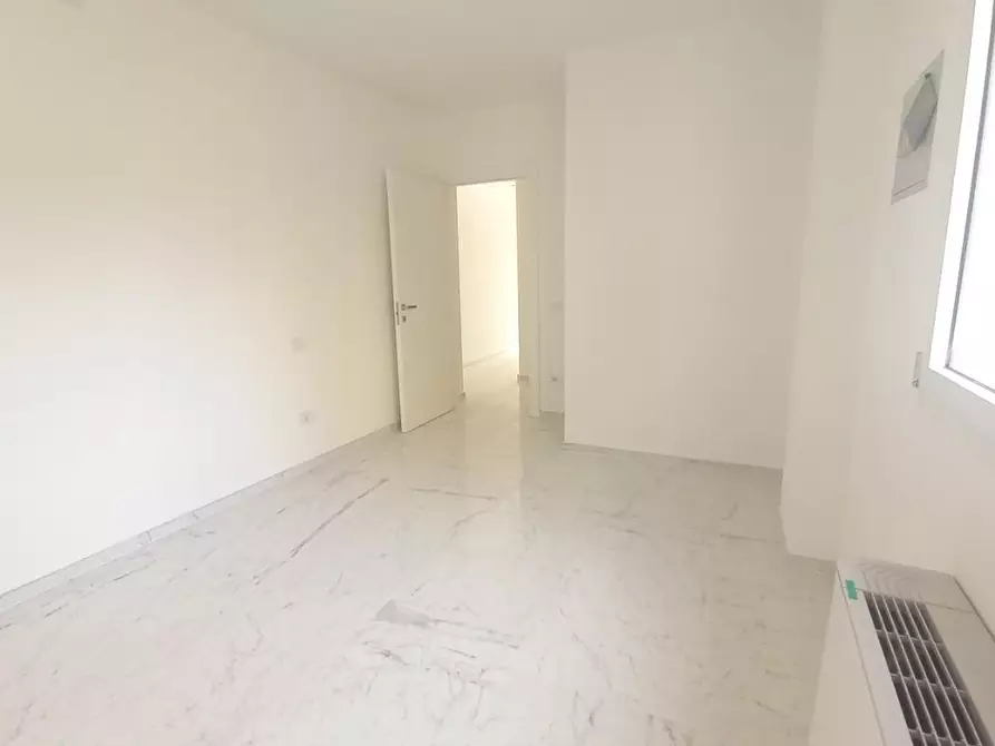 Immagine 22 di Appartamento in vendita  a Camaiore