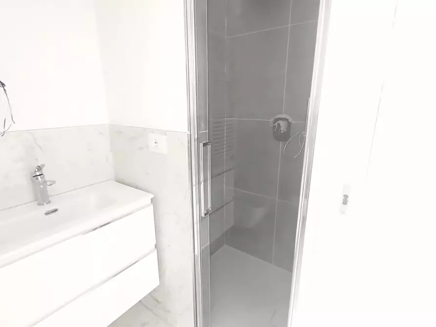 Immagine 25 di Appartamento in vendita  a Camaiore