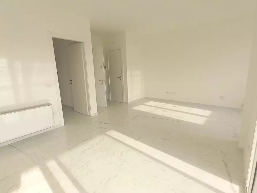 Immagine 12 di Appartamento in vendita  a Camaiore