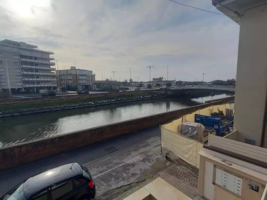 Immagine 9 di Appartamento in vendita  a Camaiore