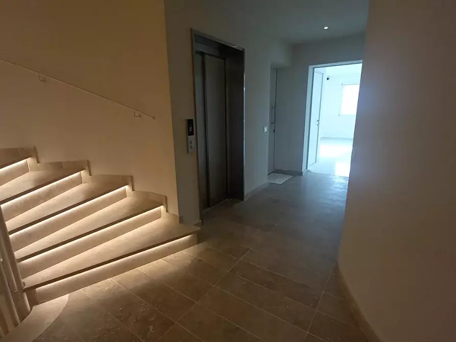 Immagine 47 di Appartamento in vendita  a Camaiore