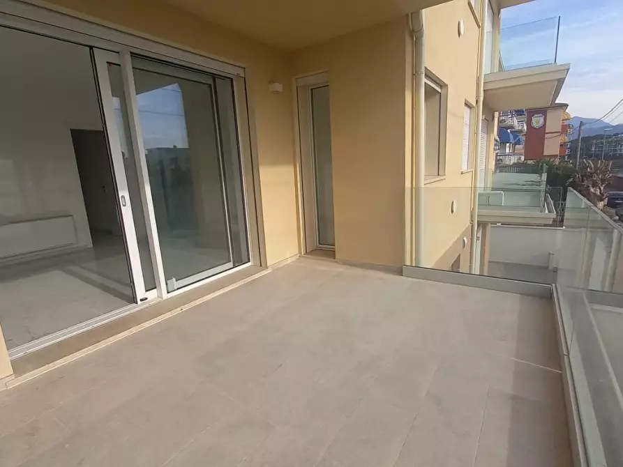 Immagine 10 di Appartamento in vendita  a Camaiore