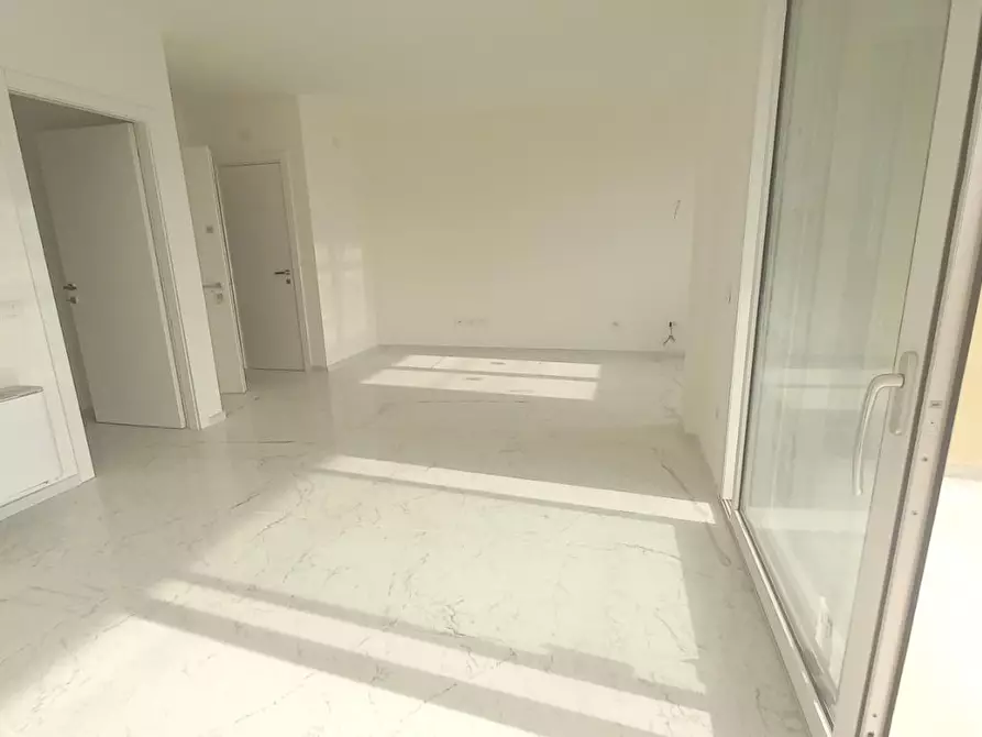 Immagine 29 di Appartamento in vendita  a Camaiore