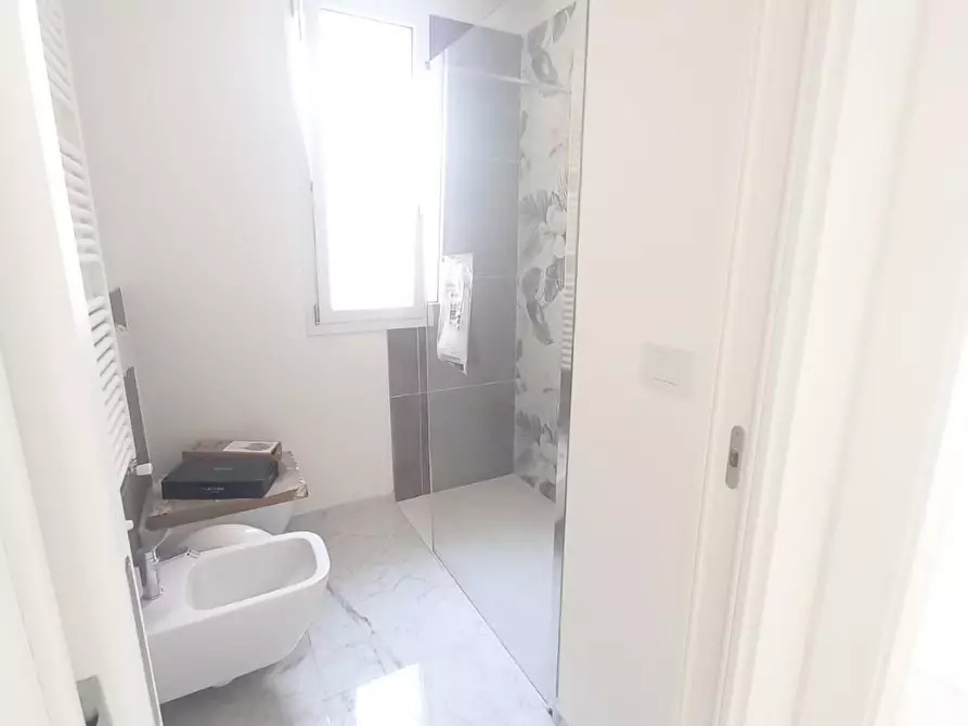 Immagine 35 di Appartamento in vendita  a Camaiore