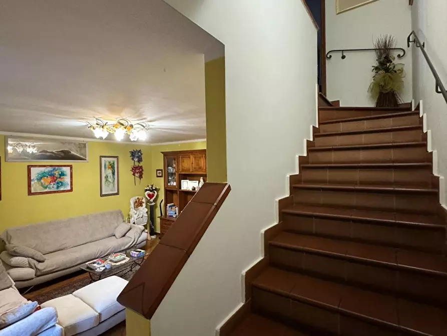 Immagine 7 di Villetta a schiera in vendita  a Seravezza