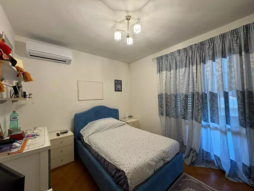 Immagine 10 di Villetta a schiera in vendita  a Seravezza