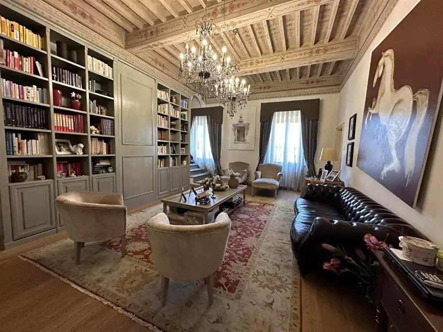 Immagine 20 di Villa in vendita  a Cascina