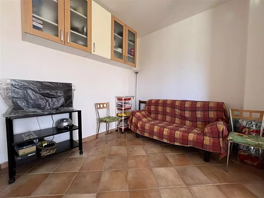 Immagine 5 di Appartamento in vendita  a Massa