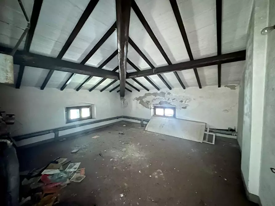 Immagine 5 di Villa in vendita  a Altopascio